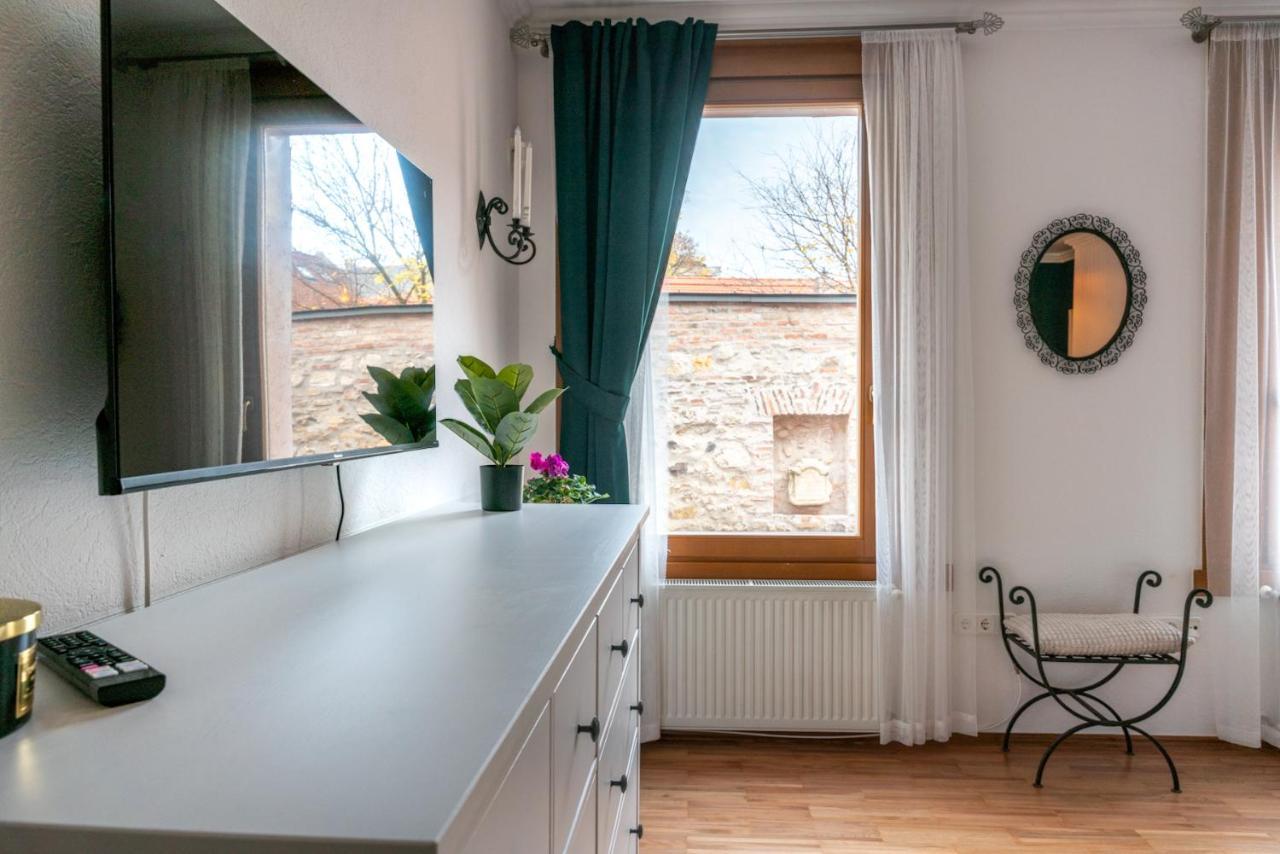 Romantic Studio Secret Garden Budapest Eksteriør billede