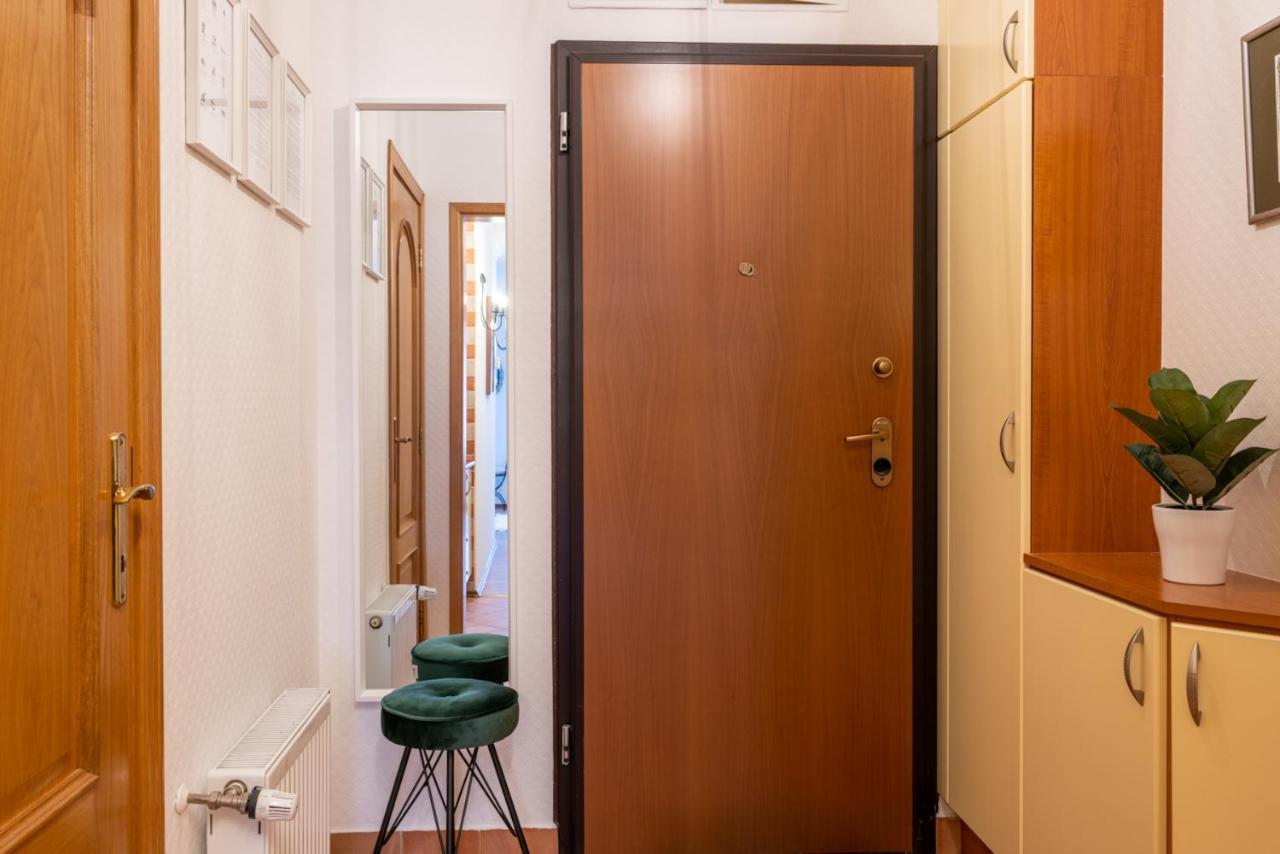 Romantic Studio Secret Garden Budapest Eksteriør billede